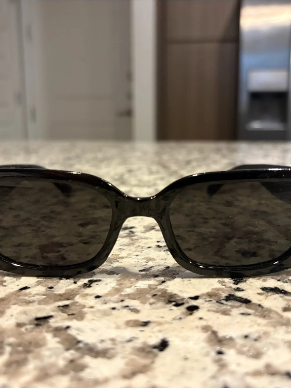 N/A stylish black